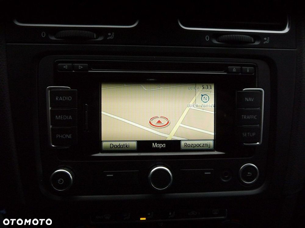 Volkswagen Golf 1.6 TDI DPF BlueMotion Technology MATCH - 19