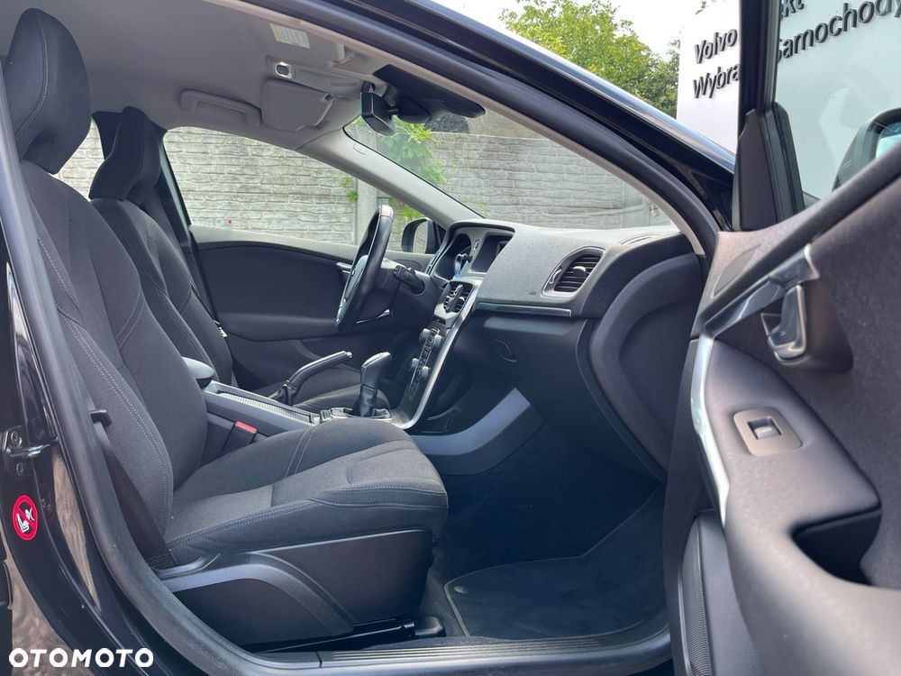 Volvo V40 - 14