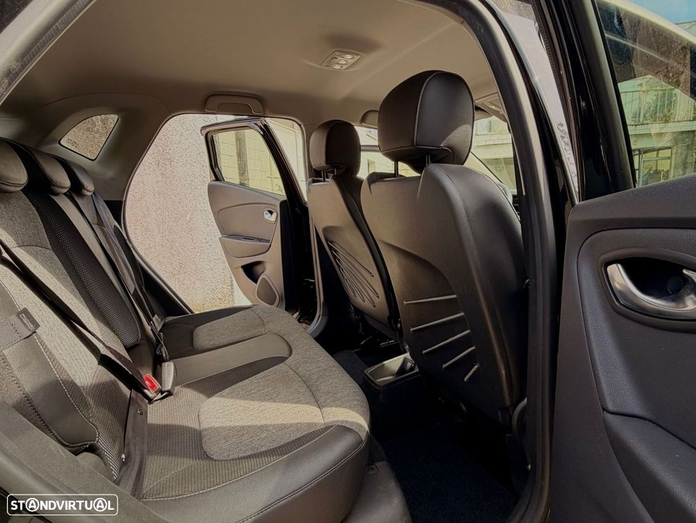 Renault Captur 1.2 TCe Exclusive - 15
