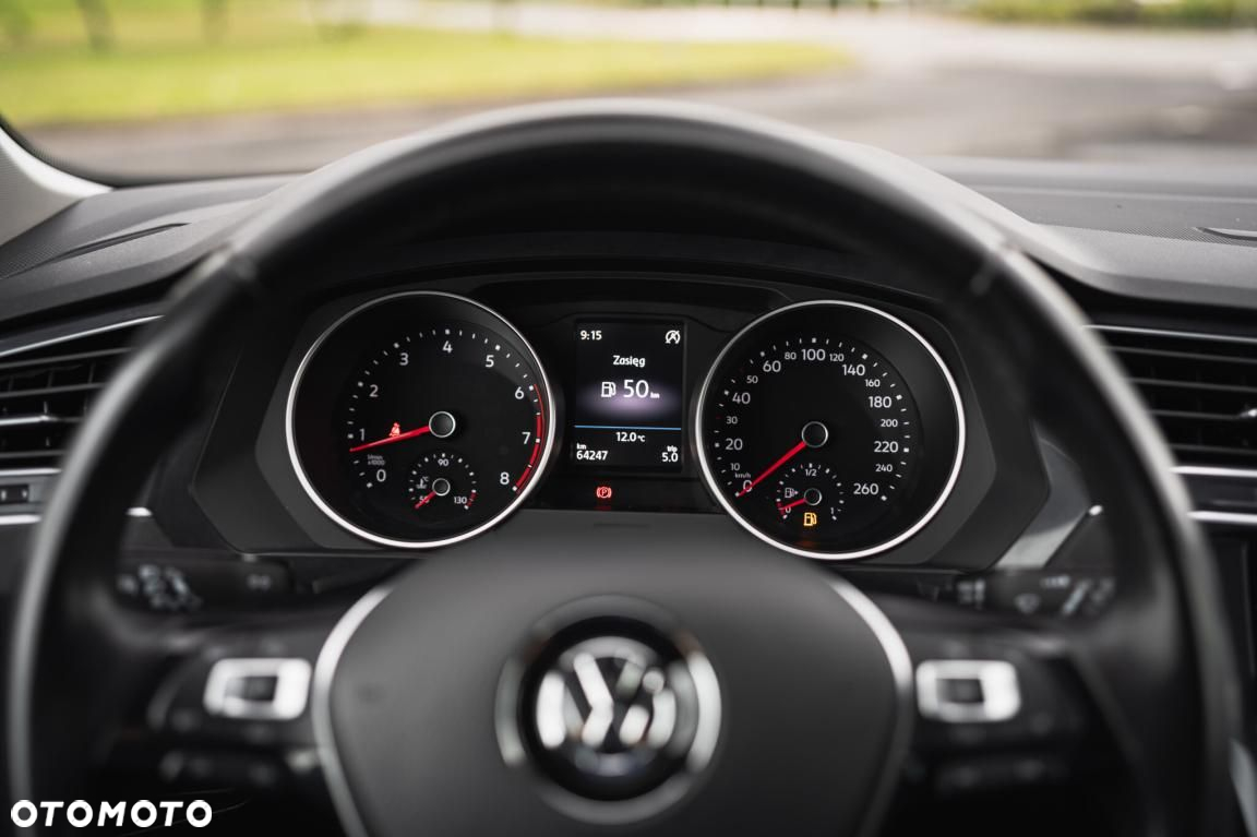 Volkswagen Tiguan - 17