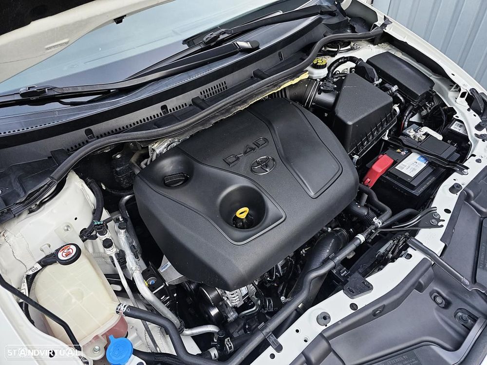 Toyota Auris 1.4 D-4D Comfort+Pack Techno - 36
