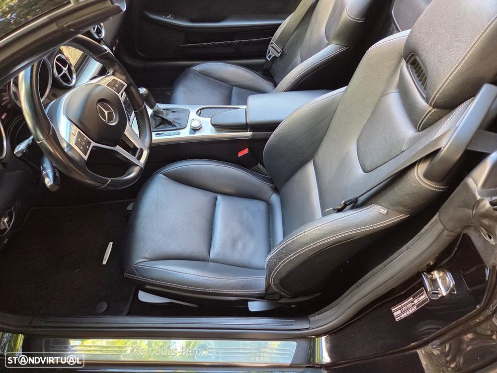 Mercedes-Benz SLK 200 (BlueEFFICIENCY) 7G-TRONIC - 8