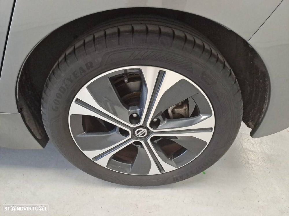 Nissan Leaf N-Connecta - 10