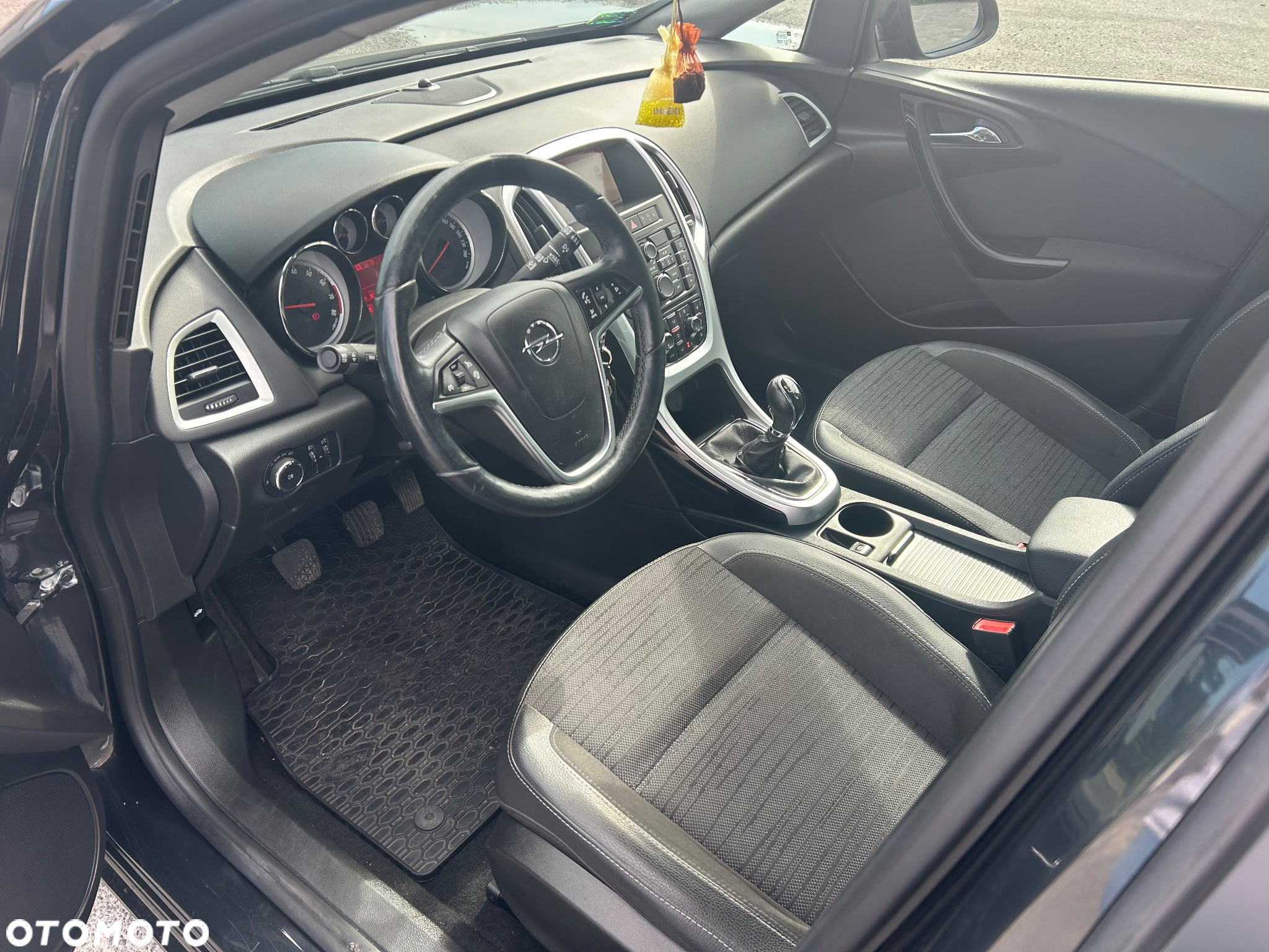 Opel Astra IV 1.4 T Active - 11