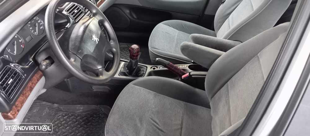 Peugeot 406 Break 1.8 Executive - 8