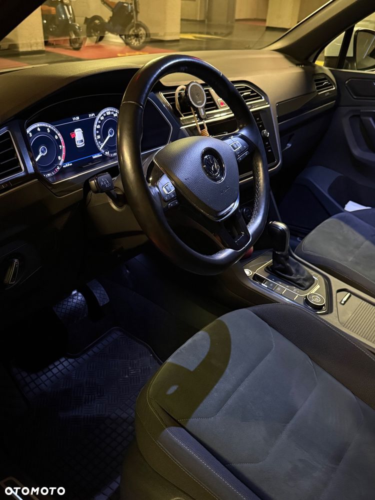 Volkswagen Tiguan - 4