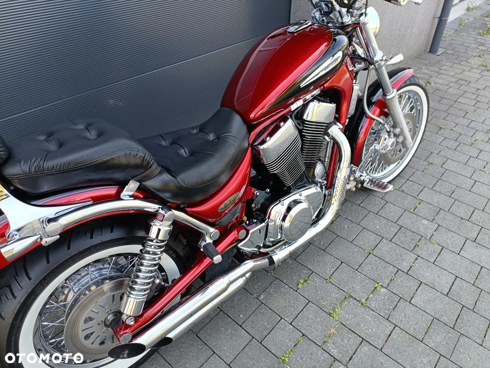 Suzuki Intruder - 11