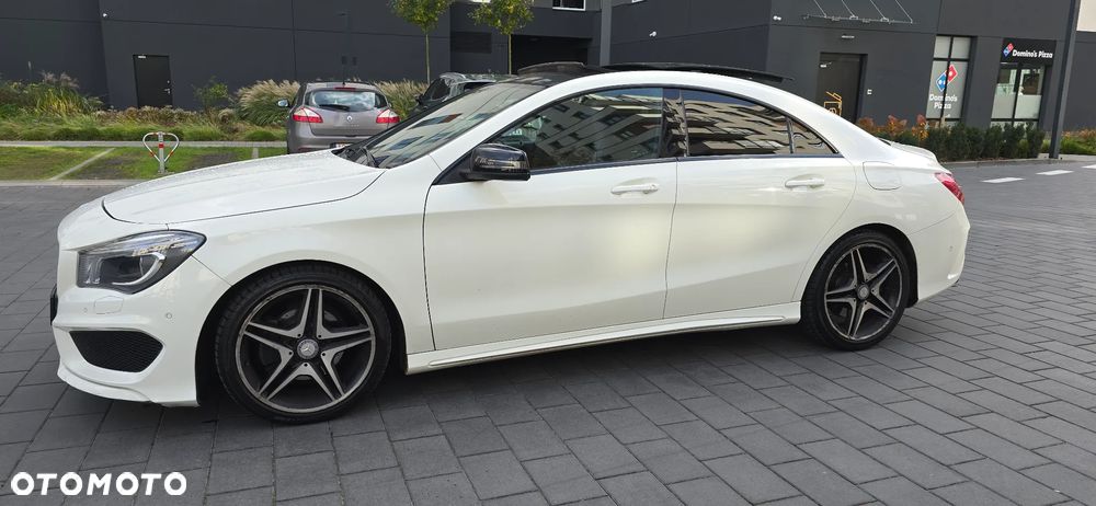 Mercedes-Benz GLA - 9