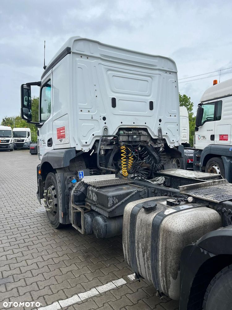 Mercedes-Benz Actros MP4 - 4