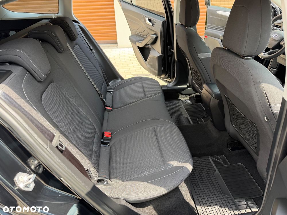 Ford Focus SW 1.5 EcoBlue S&S COOL&CONNECT - 11
