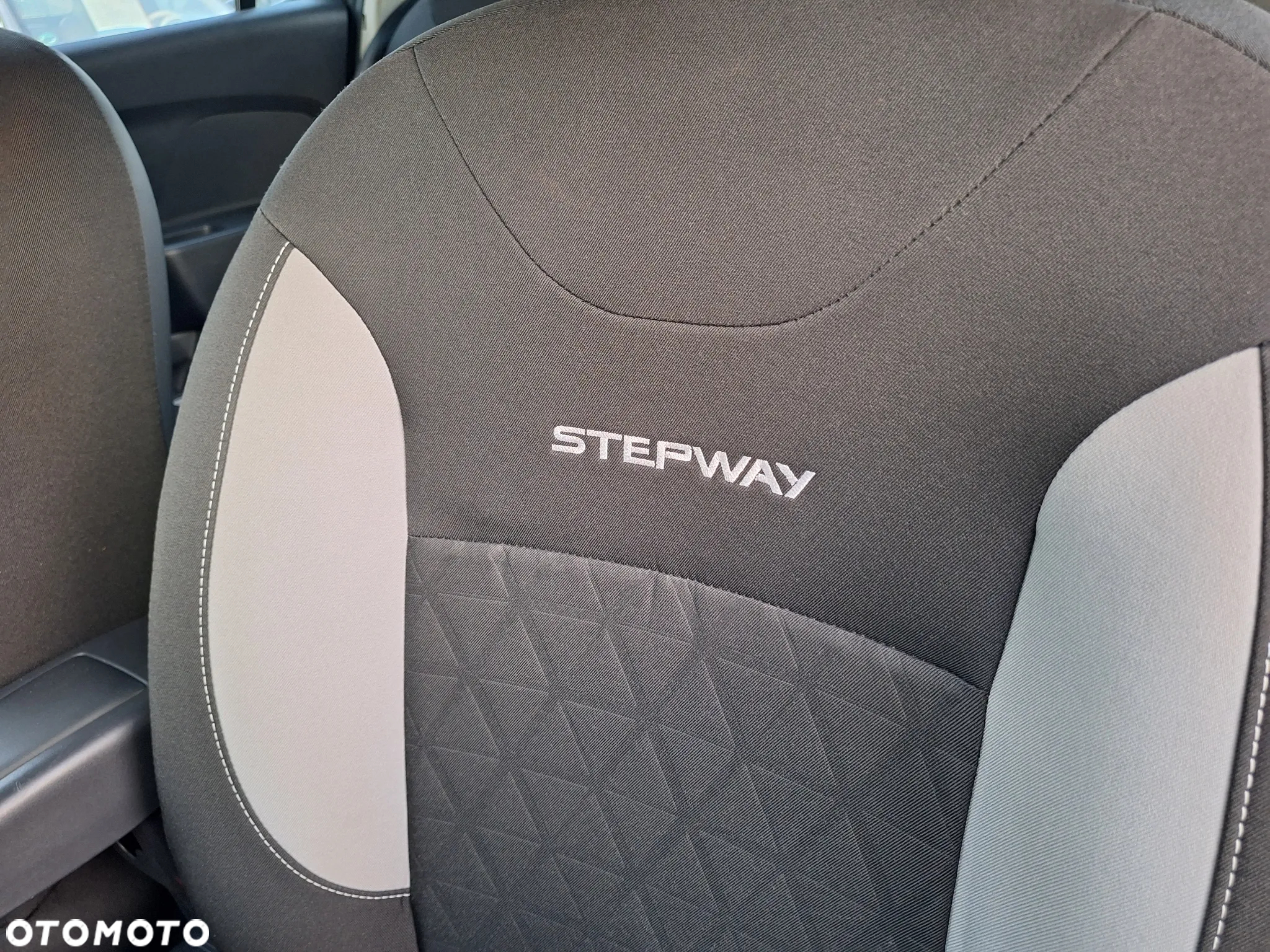 Dacia Sandero Stepway TCe 90 Ambiance - 17