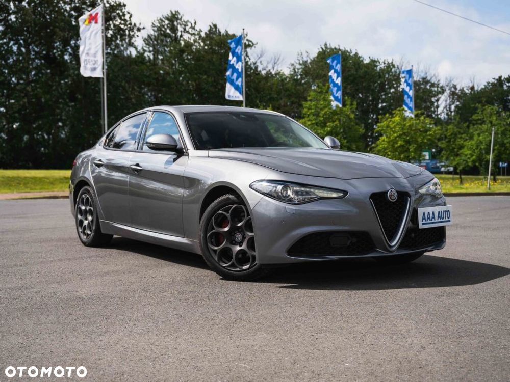 Alfa Romeo Giulia - 2