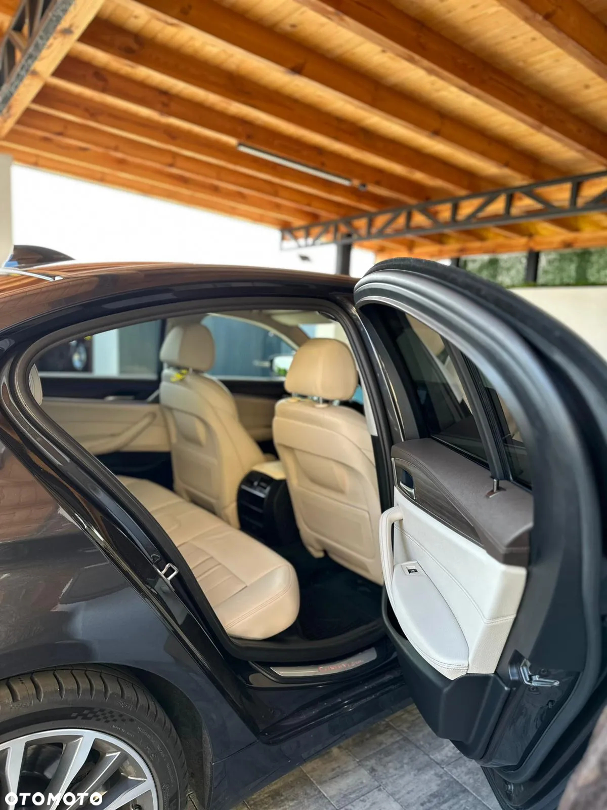 BMW Seria 5 520d Luxury Line - 22