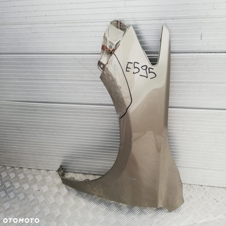 E595 LEWY BŁOTNIK TOYOTA CAMRY 2015- - 1