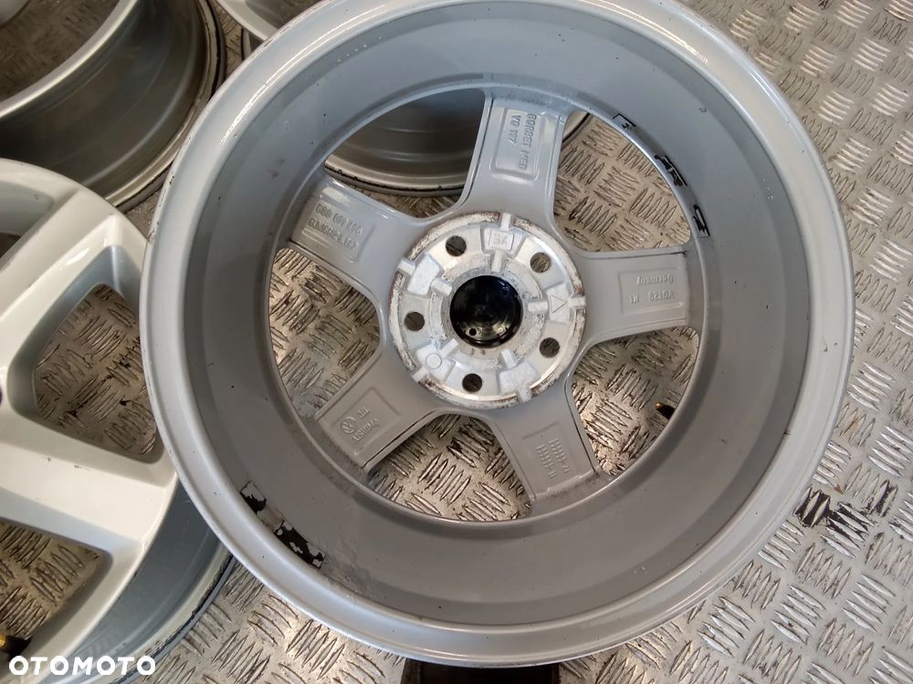 Felgi Vw Caddy Golf V VI VII 6Jx15 et43 5x112 - 9