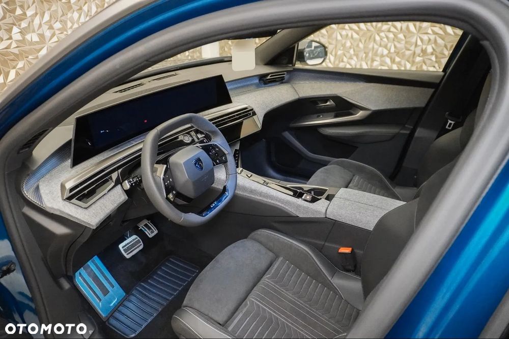 Peugeot 3008 1.2 PureTech mHEV GT Exclusive e-DCS6 - 8