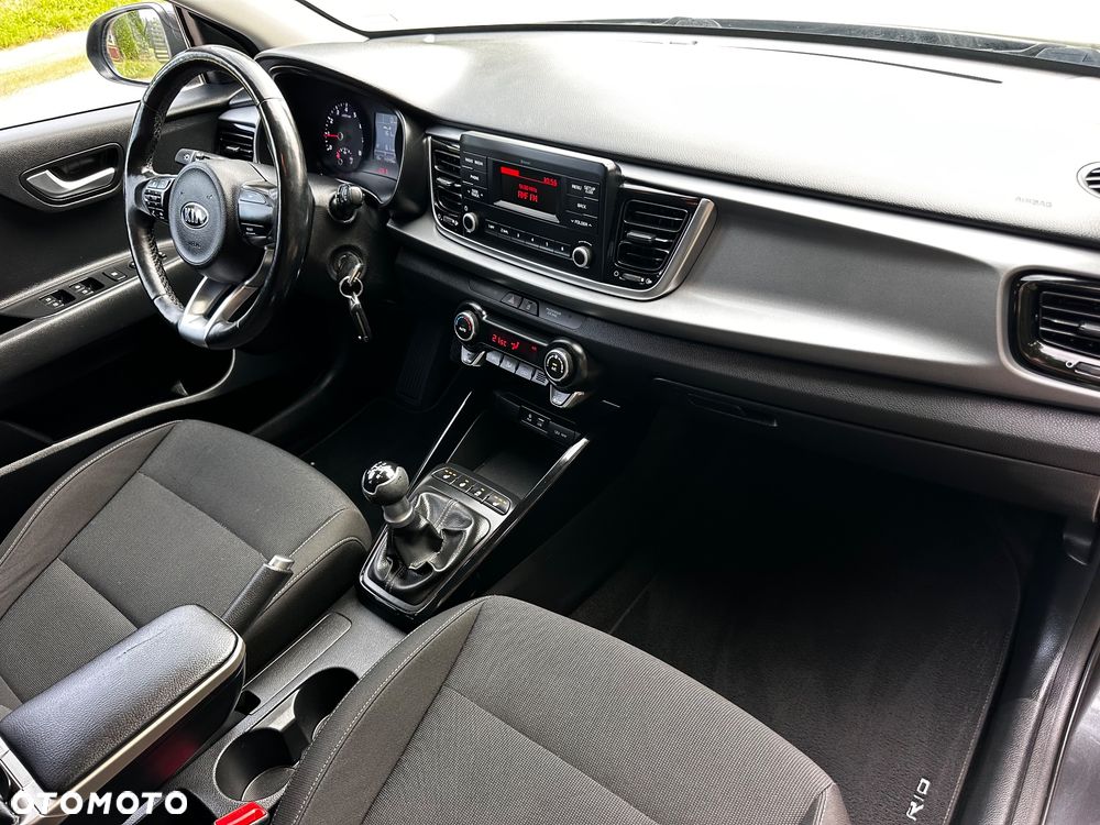 Kia Rio 1.2 Business Line - 35