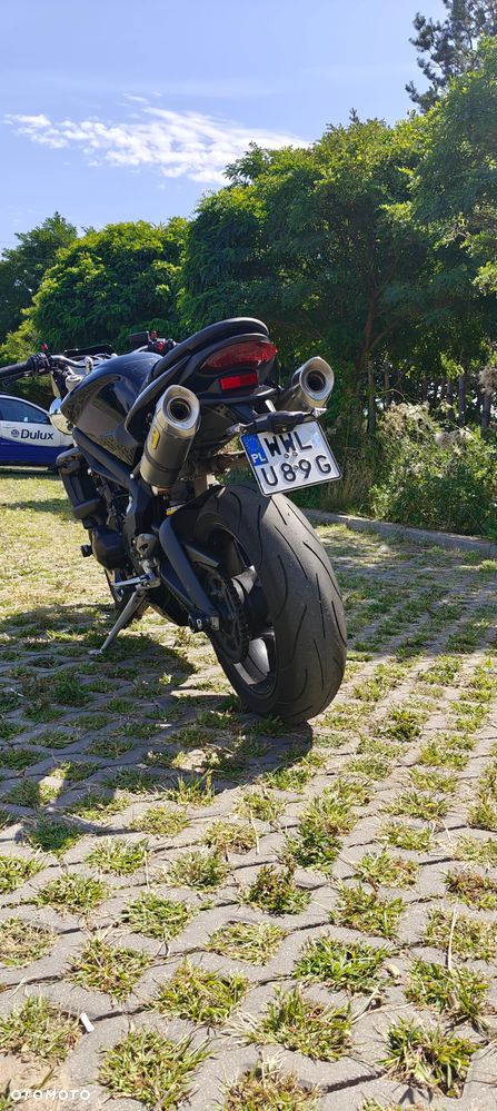Triumph Street Triple - 4