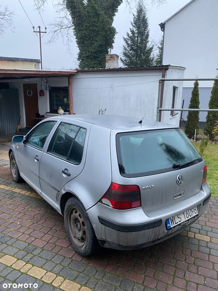 Volkswagen Golf 1.6 Basis - 6