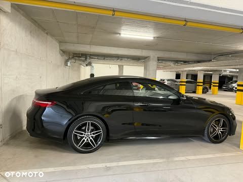 Mercedes-Benz Klasa E - 2