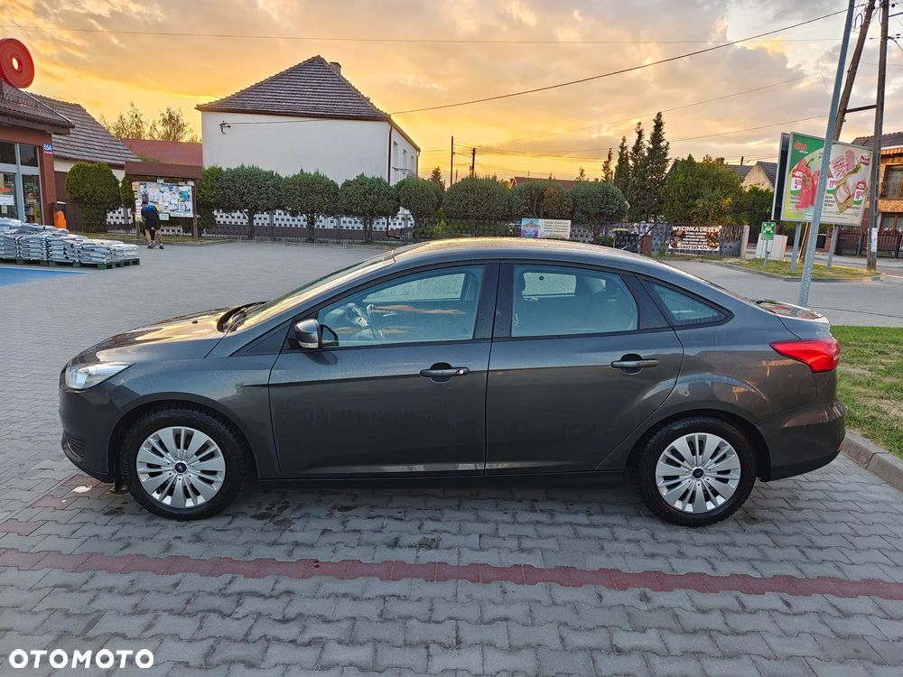 Ford Focus 1.6 Titanium - 9