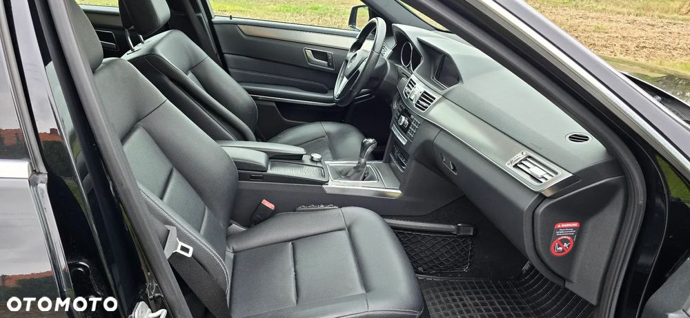 Mercedes-Benz Klasa E 220 CDI BlueEff Avantgarde - 10
