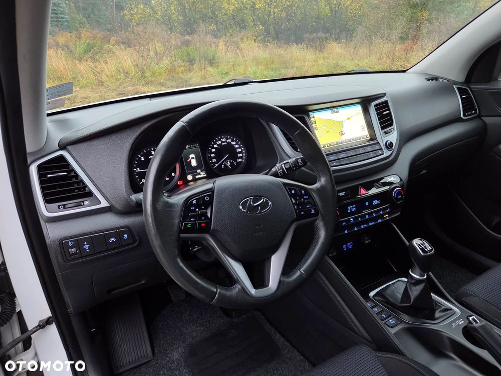 Hyundai Tucson blue 1.7 CRDi 2WD Style - 21