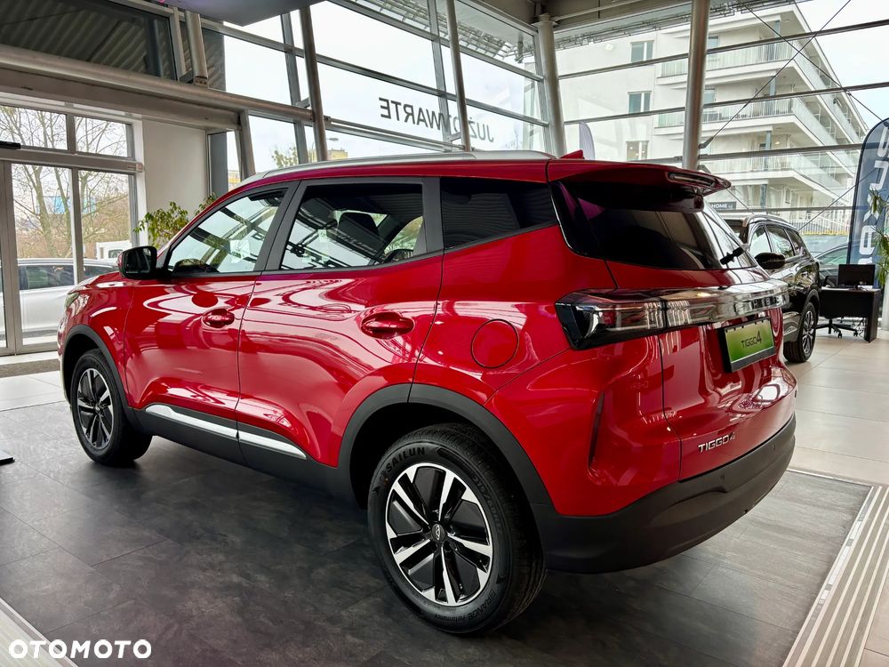 Chery Tiggo 4 1.5 GDI HEV Premium DHT - 12