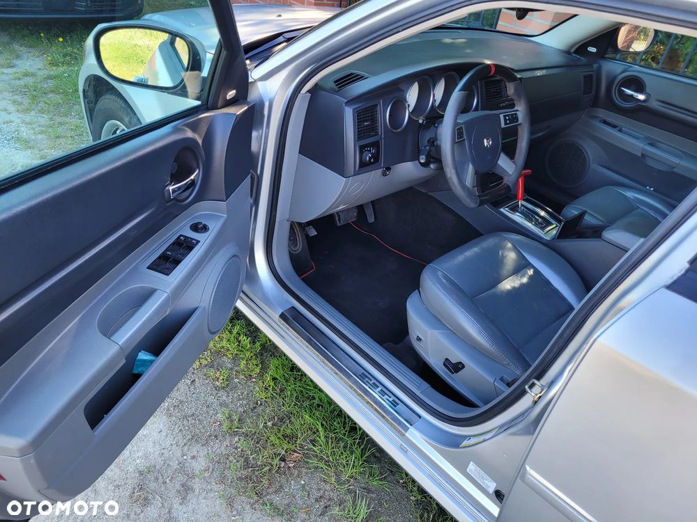 Dodge Magnum 5.7 V8 - 8