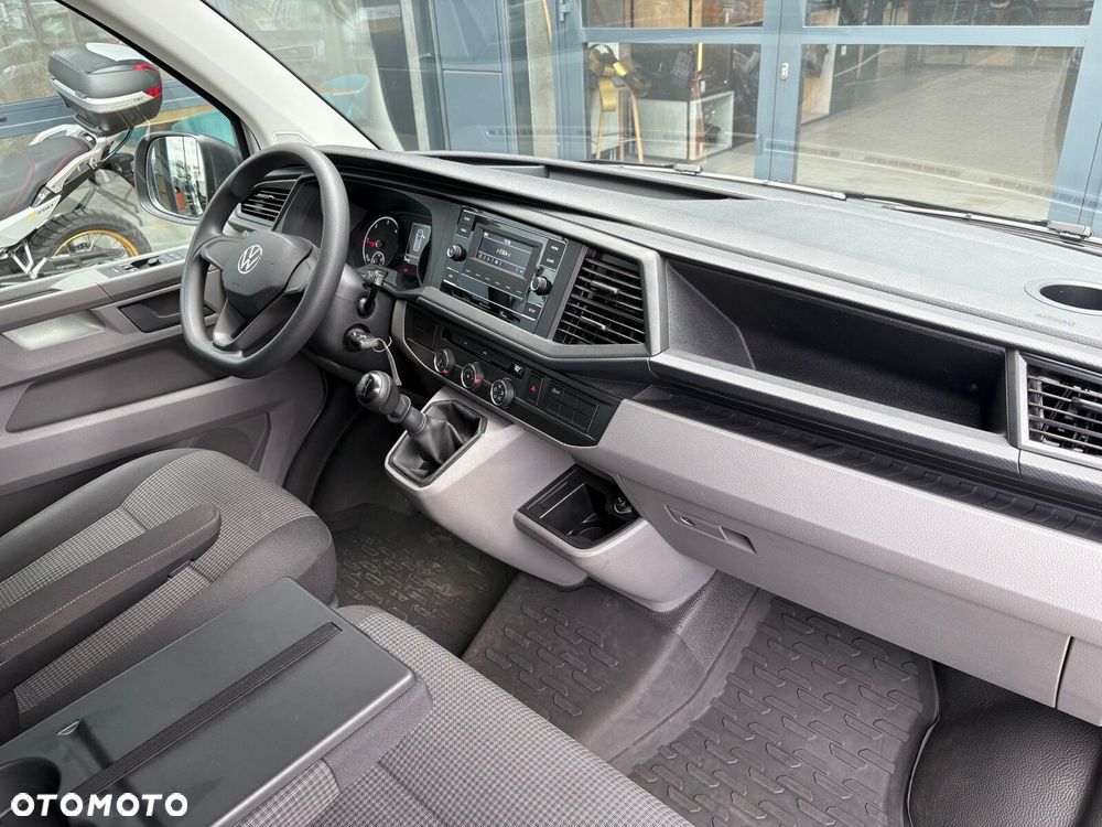 Volkswagen Transporter - 12