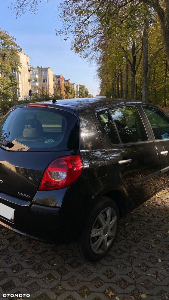 Renault Clio 2007 photo 5