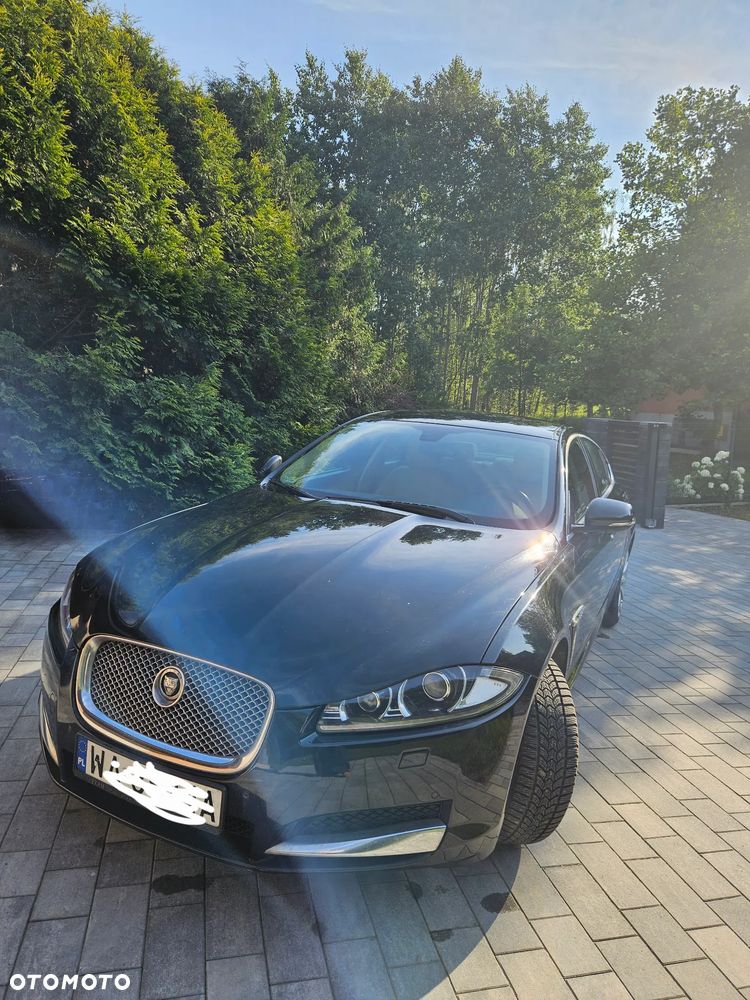 Jaguar XF 2.2 D Luxury - 1