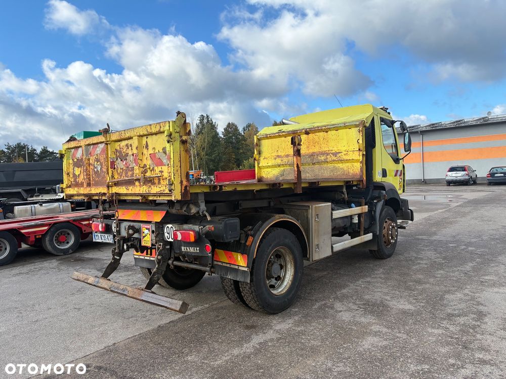 Renault Midlum 240 4x4 - 23
