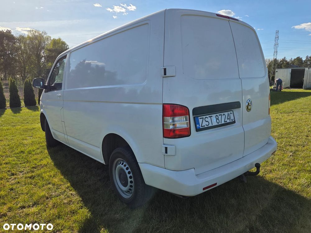 Volkswagen T5 - 3