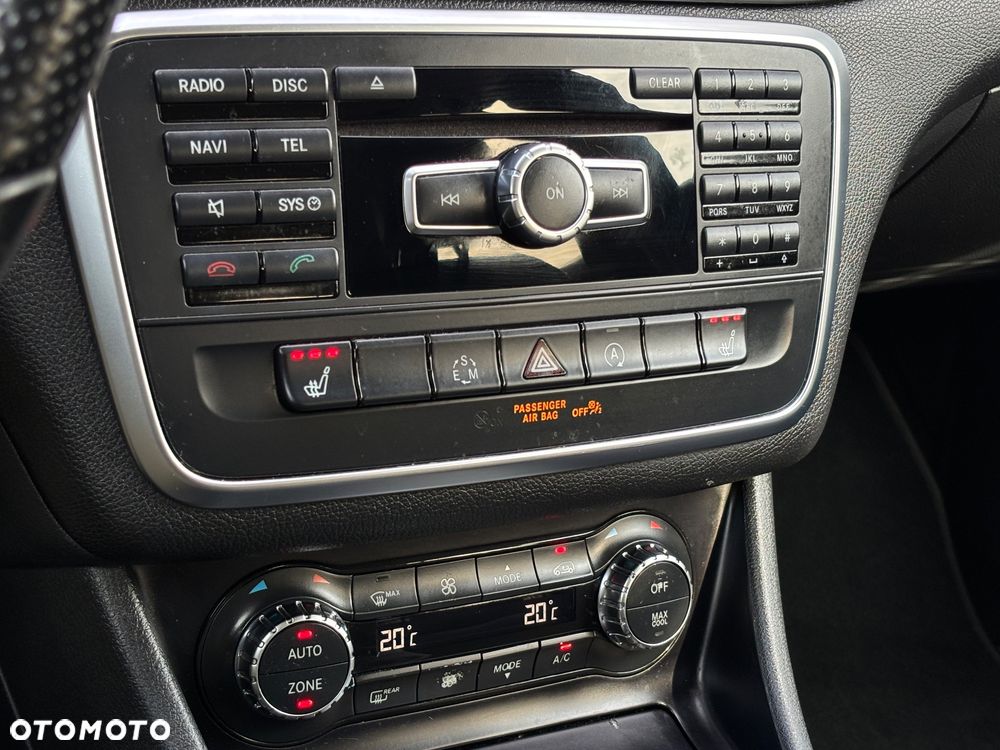Mercedes-Benz GLA 250 7G-DCT - 29