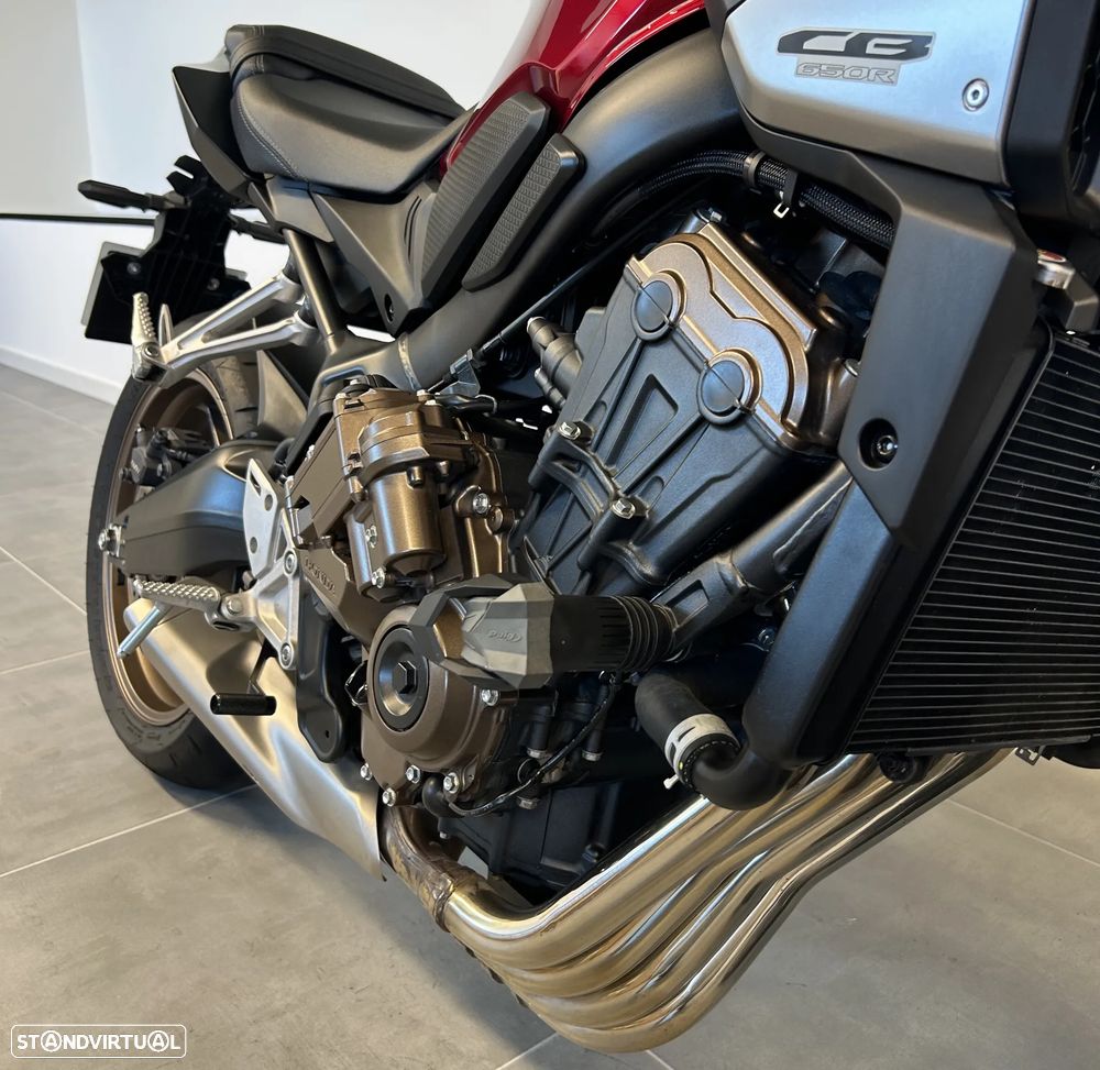 Honda CB 650R E-Clutch (35KW) - 2