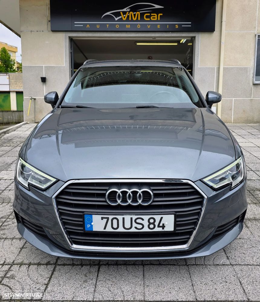 Audi A3 Sportback 2.0 TDI Design - 24