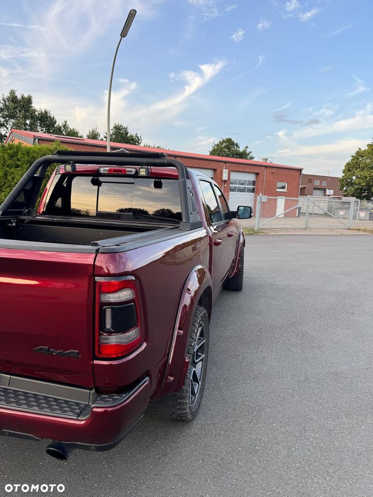 RAM 1500 Crew Cab Sport - 7