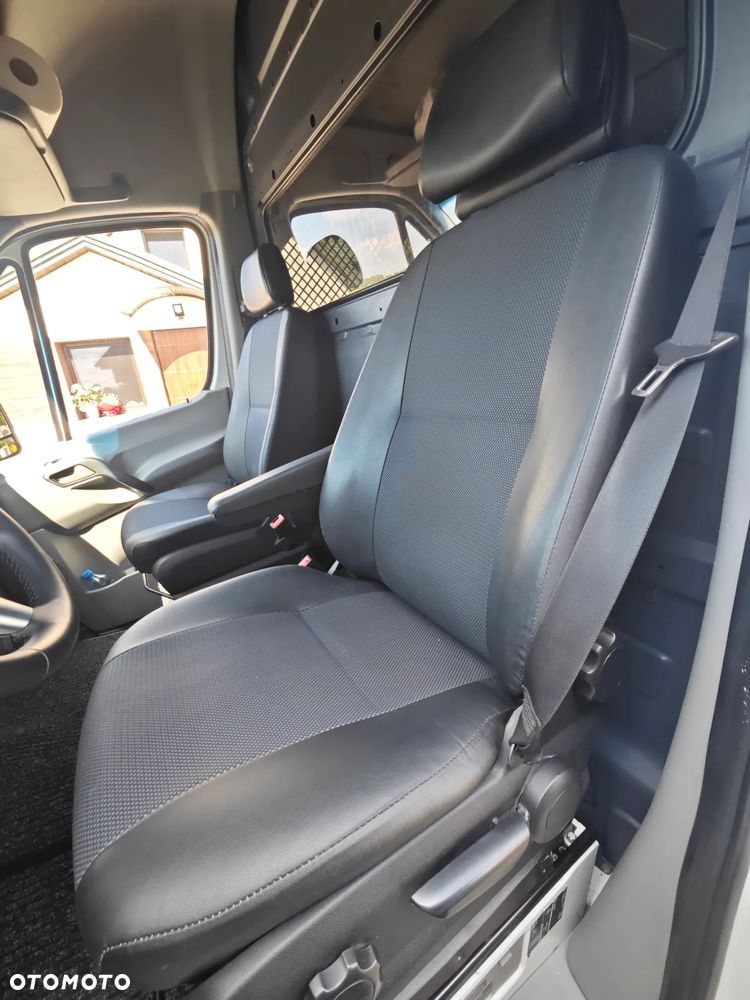 Mercedes-Benz Sprinter 216 CDI - 33