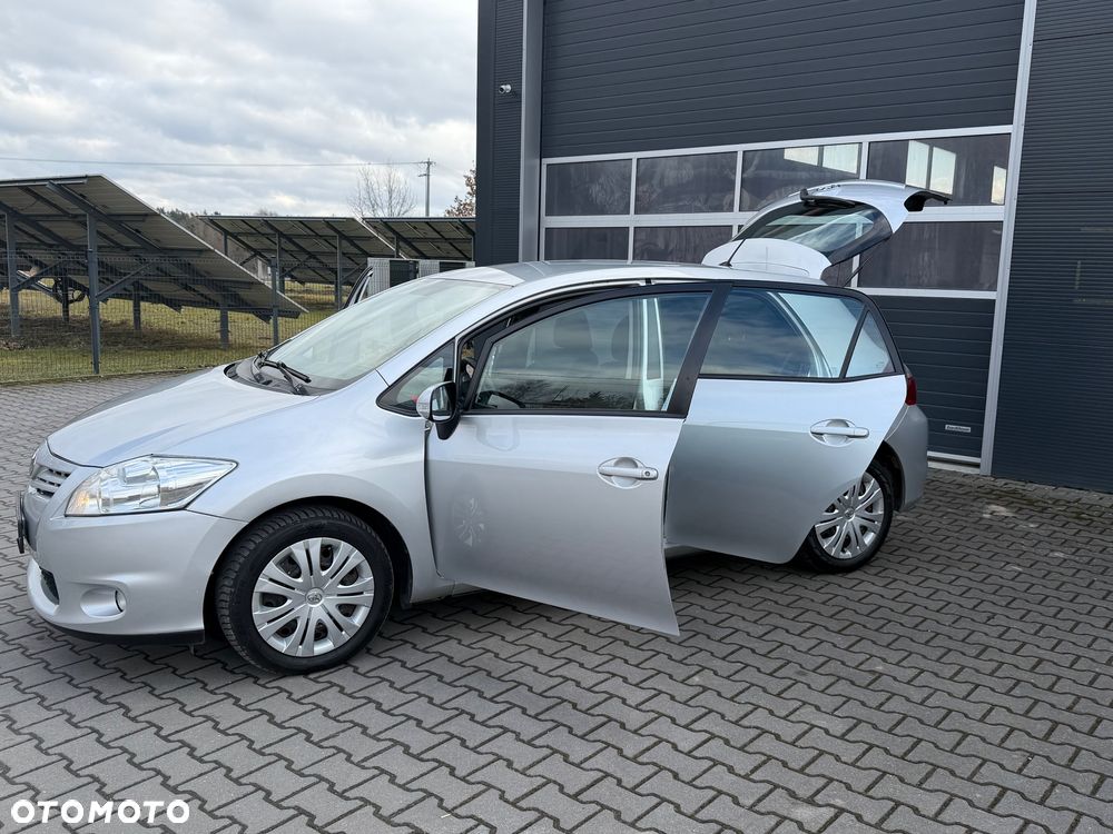 Toyota Auris 1.33 VVT-i Life - 12