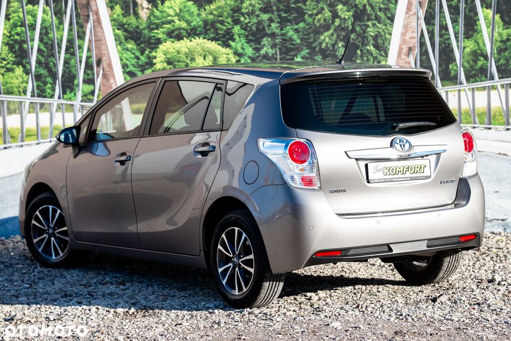 Toyota Verso 1.8 7-Sitzer Executive - 7