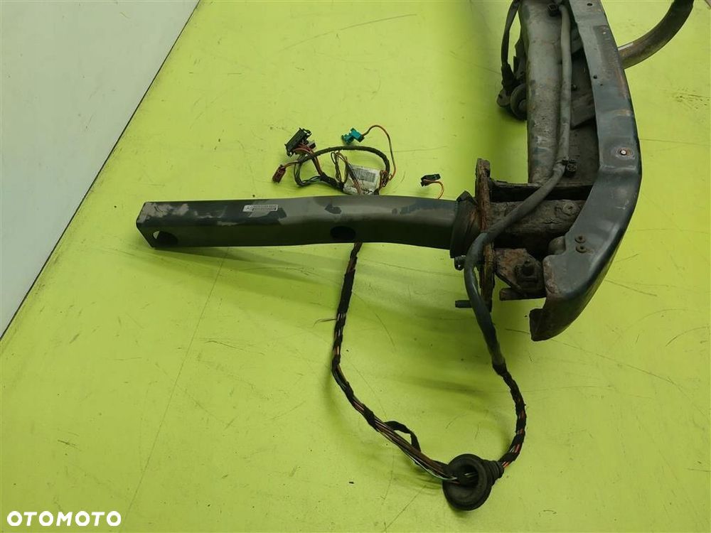 Hak holowniczy Mercedes C-klasa W203 KOMBI 2000-2007 A2033100137 ORYGINAŁ - 2