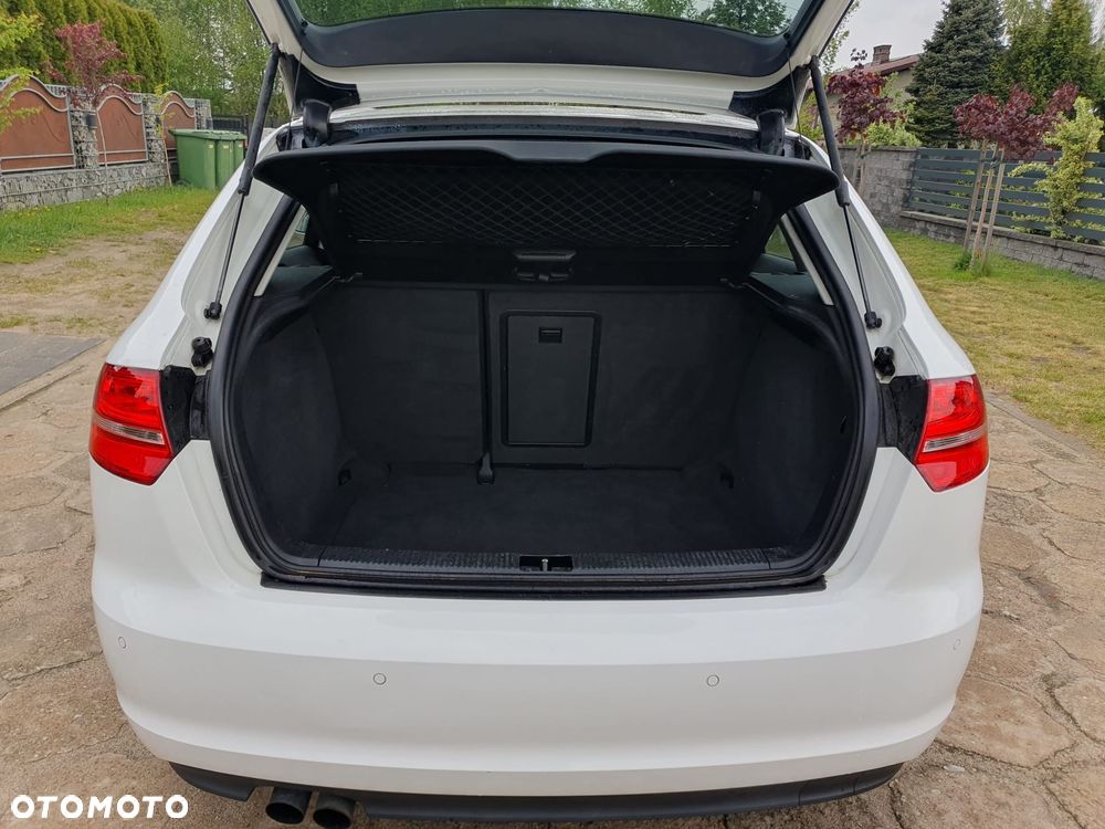 Audi A3 Sportback 1.4 TFSI S Line Sportpaket plus - 7