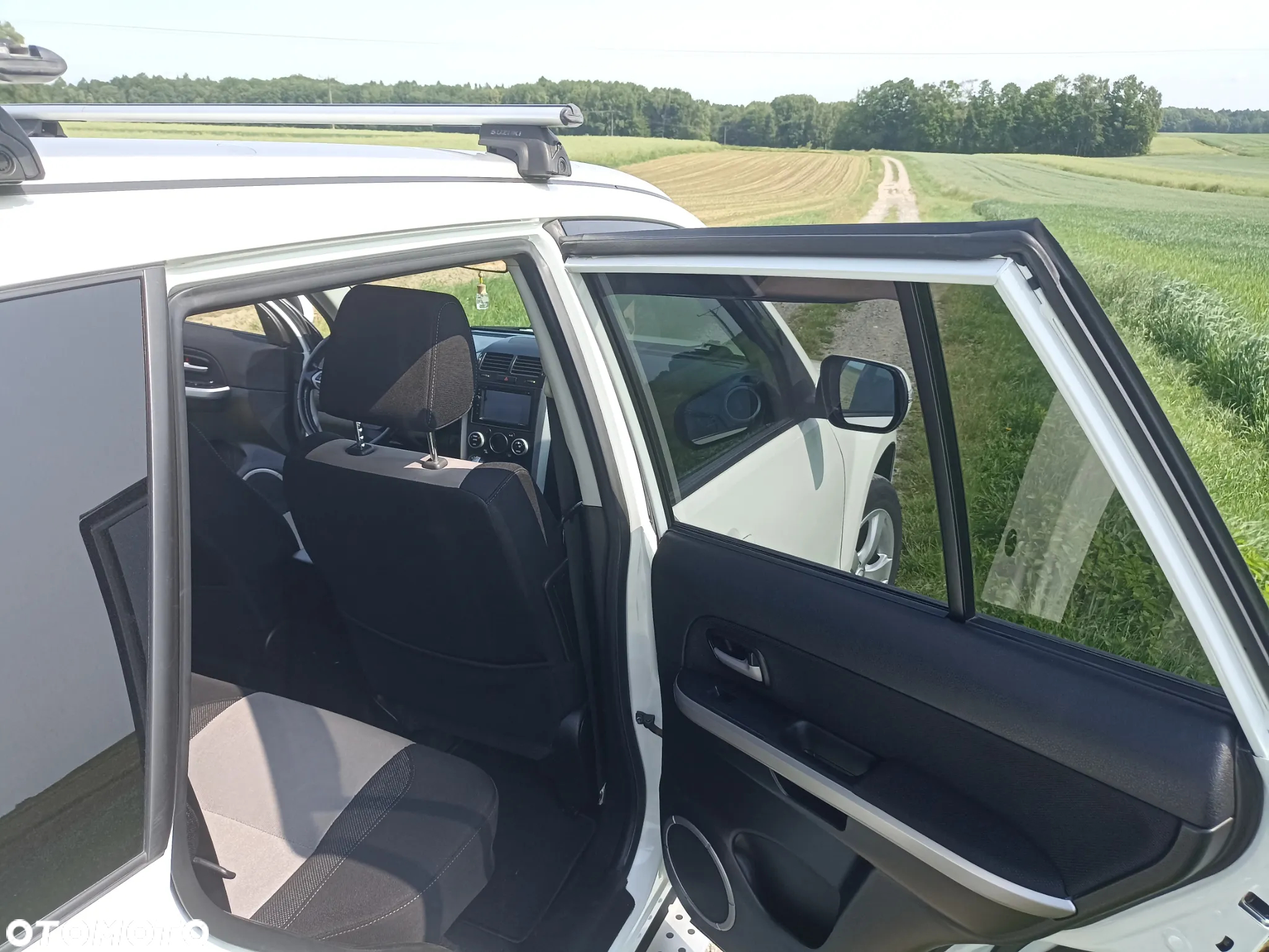 Suzuki Grand Vitara 2.4 Premium EU5 - 25