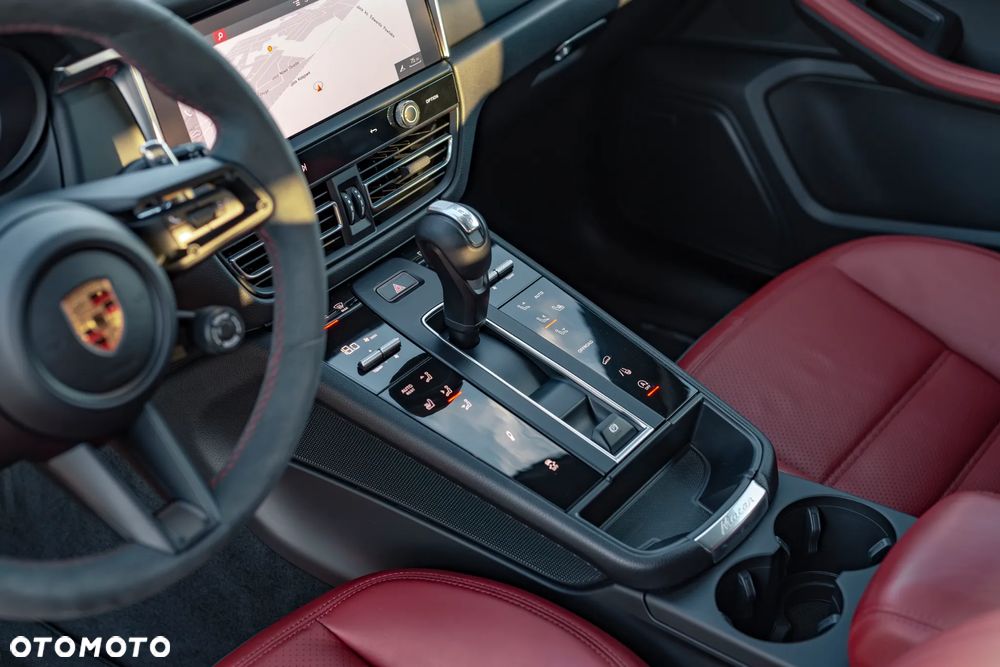 Porsche Macan T - 20