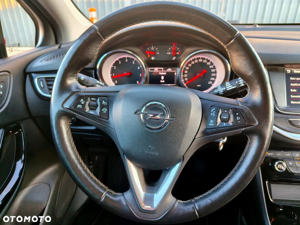 Opel Astra 1.4 Turbo Innovation - 32
