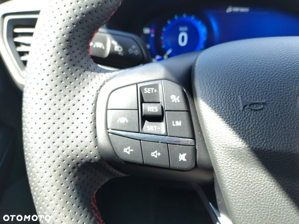 Ford Focus - 12
