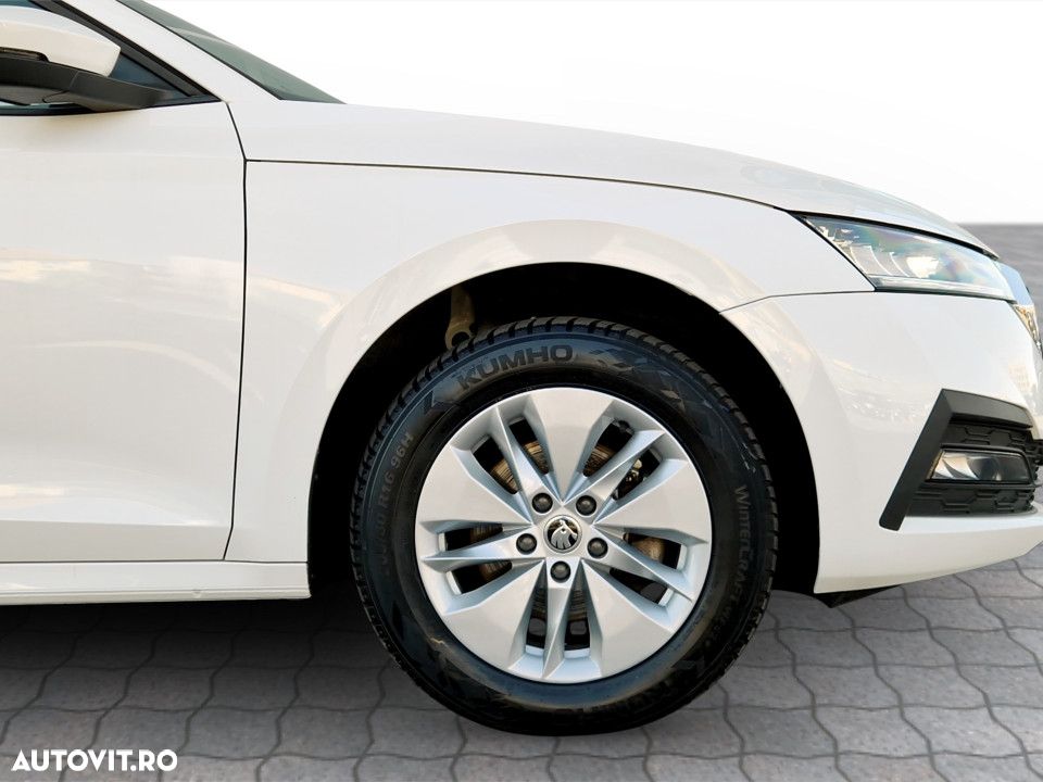 Skoda Octavia 2.0 TDI DSG Ambition - 12