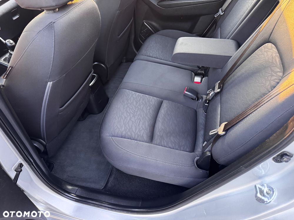 Hyundai ix20 1.6 CRDi blue YES Gold - 18