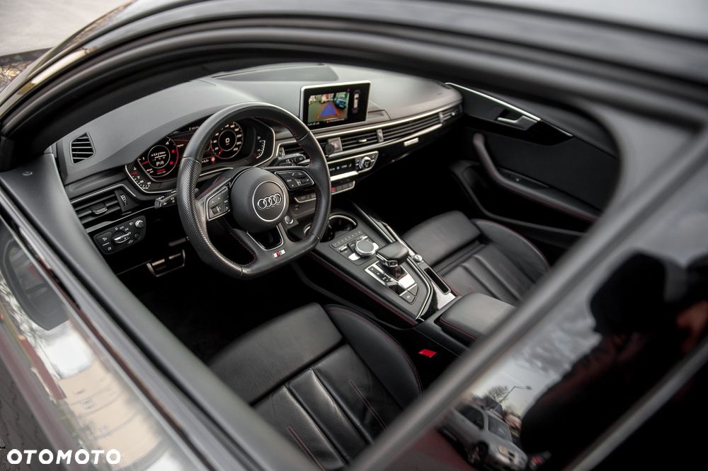 Audi A4 Avant 3.0 TDI quattro S tronic sport - 25